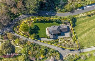 132 Tauroa Road, Havelock North