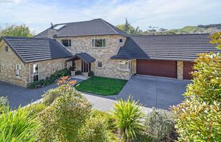 132 Tauroa Road, Havelock North