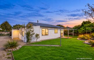327A Breezes Road, Aranui