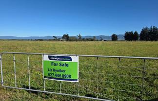 Kahutara Road, Martinborough