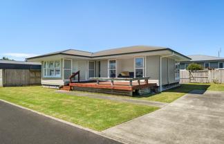 15A Sandleigh Drive, Athenree