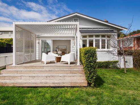 2 Harlston Road, Mount Albert