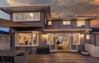 26 Baring Terrace, Strandon