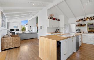2 Mabbett Lane, Waimauku
