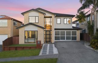 35 Dromoland Drive, Flat Bush