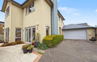 38 Aikmans Road, Merivale