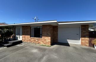 2/245 Nayland Road, Stoke
