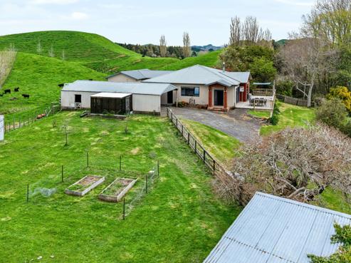 748 Makuri Road, Douglas