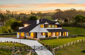 384 Pine Valley Road, Dairy Flat