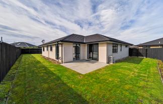 10 Furlong Street, Yaldhurst