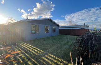5658 West Coast Road, Springfield