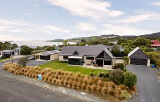 25 Rata Street, Kaka Point