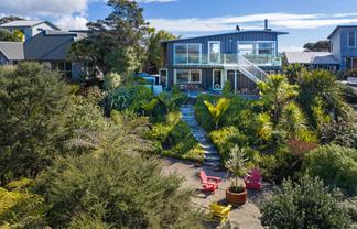 58 Government Road, Raglan