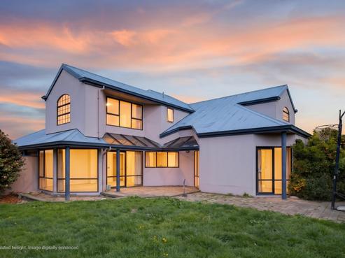 55 Lowry Avenue, Redwood