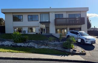 44 Kennedy Avenue, Forrest Hill