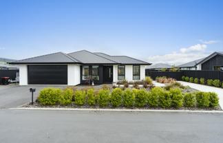 6 Tuwhare Lane, Mosgiel