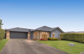 16 Winfield Dr, Wigram