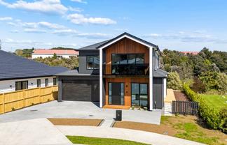 54 Rongoa Maori Way, Pukekohe