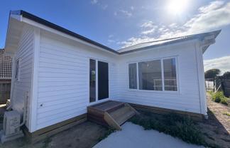 2a Petries Road, Woodend