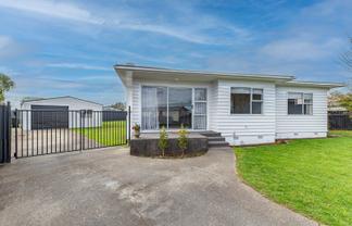 15 Ross Street, Levin