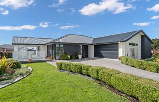 17 Glen Wallace Road, Waipu