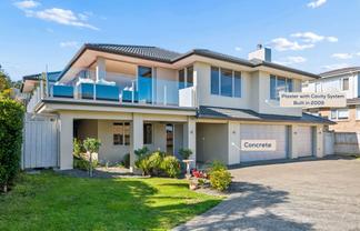 17 Bejoy Rise, East Tamaki Heights