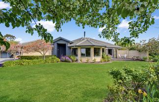 5 Newton Place, Amberley