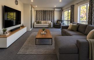 6B Flamingo Court, Goodwood Heights