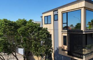 399 Lake Road, Takapuna