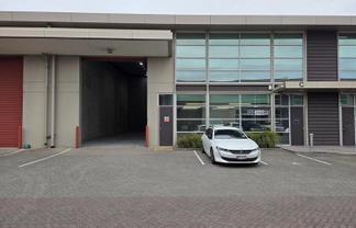 CBRE | Immaculate 470sqm Penrose Unit