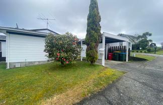 112 Leeward Drive, Whitby