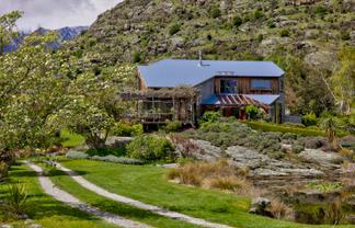 206 Peninsula Road, Kelvin Heights