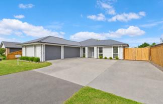 40 Lewis Crescent, ROLLESTON