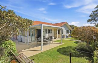 10 Meadowviews Drive, Welcome Bay