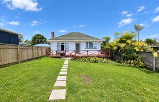 24 Norman Road, Titirangi