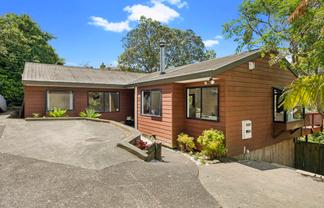2/149 Glengarry Road, Glen Eden
