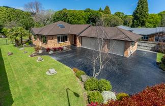 17 Edgewater Street, Waikanae