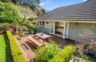 90 Norton Park Grove, Waterloo