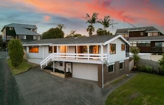 31 Marina View Drive, West Harbour