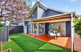 8 Poaka Road, Hobsonville