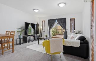 60/92 Bush Road, Albany
