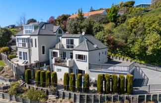 2 Iles Lane, Cashmere