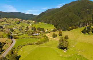 312 Lud Valley Road, Hira