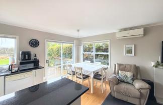 172B Albany Highway, Greenhithe