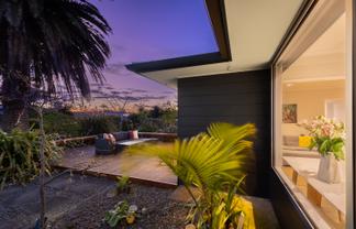 11 Chums Road, Paraparaumu Beach