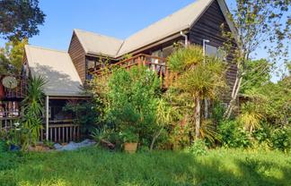 54 Fidelis Avenue Snells Beach, Snells Beach