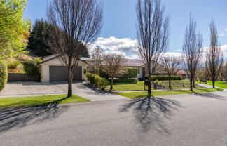 58 Ferry Hill Drive, Lower Shotover