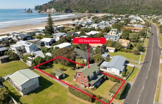 232 Rangi Ave, Whangamata