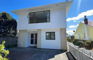 54 Oroua Street, Eastbourne