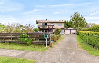 23 Castle Street, Eltham